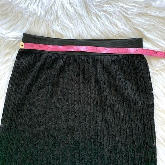 LILY WHITE Black Lace Pleated Midi  Skirt. - Picture 8 of 11